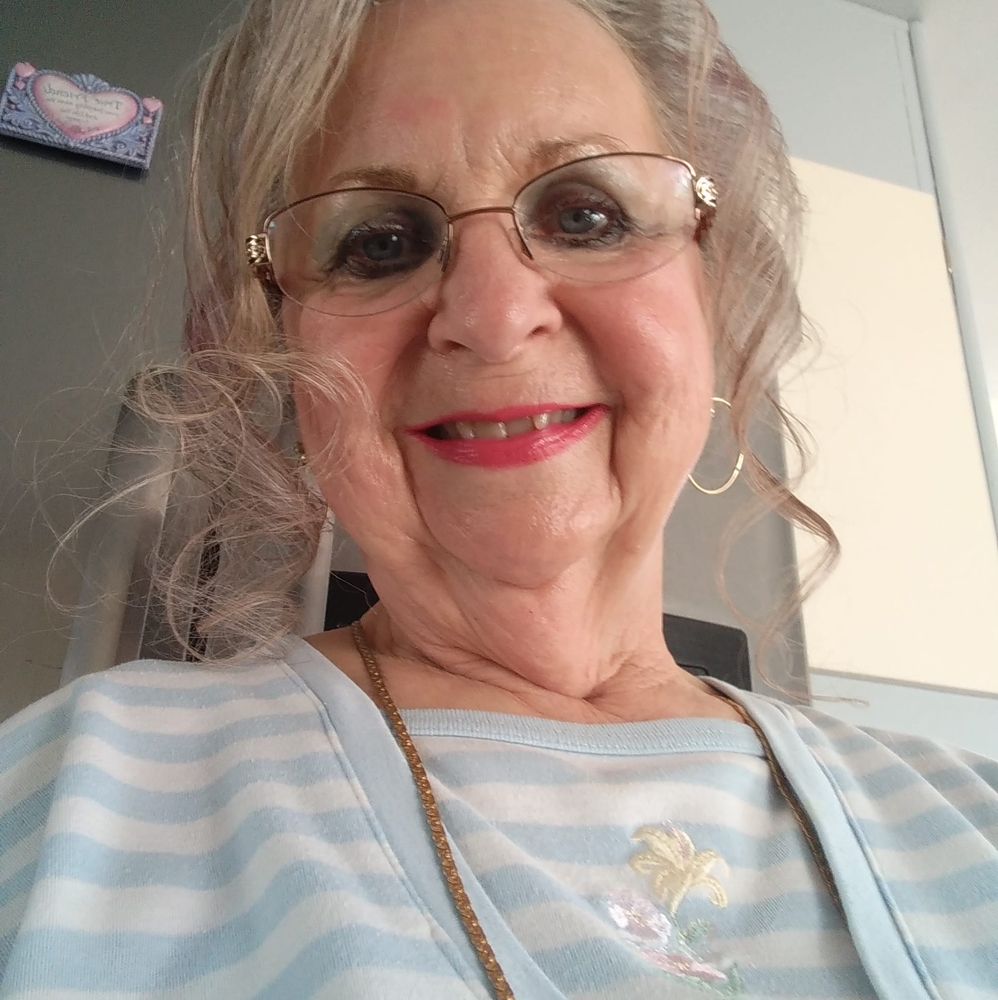 Meet your Posher, Donna